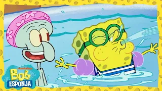 Calamardo y las Torres Cascarudas | Bob Esponja en Español