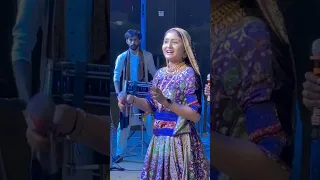 KUTCHI TRENDING MUSIC || Geeta Ben Rabari || Samir Ustad Layja ||