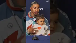 Francisco Lindor’s daughter Kalina stole the show during Saturday night’s postgame presser 🤣