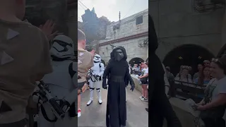 LOST our 4 year old to KYLO REN 😭 #waltdisneyworld #galaxysedge  #starwars #disneyshorts