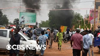 Soldiers in Niger announce coup as guards take president hostage