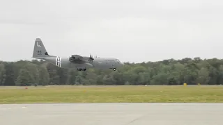 U.S. Air Force's C-130J Super Hercules Aircraft Land in Poland (2019) 🇺🇸