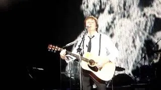 Paul MCcartney - Blackbird - In Up and Coming Tour Concert Live at O2 in Dublin 2010