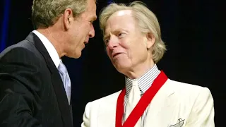 The Right Stuff author Tom Wolfe dead at 88