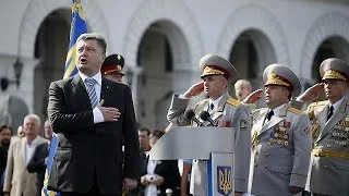 Poroshenko leads Ukraine's Independence Day rally