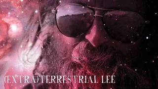 (Extra)terrestrial Lee / (Вон)земјанинот Ли
