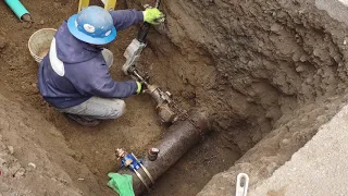 Tapping To Water Main Boston Massachusetts 2019