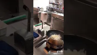 #robot #chef #cooking in #japan