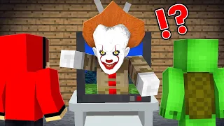 This is Scary Pennywise got out of TV in Minecraft JJ and Mikey Maizen