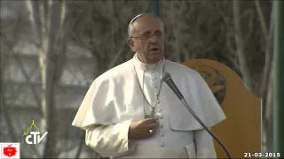 Papa Francesco a Napoli sul lavoro Dignità è portare a casa il pane 21-03-2015
