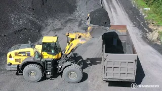 Komatsu Wheel Loaders from Brandeis Machinery are Fast & Reliable for Scenic Enterprises Inc.