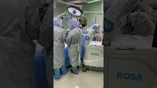 Dr. Xie and the Robotic Knee Replacement