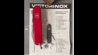 1984 Victorinox Champion Knife version 3 / C with instructions 1.5793 with all the features