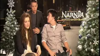 THE CHRONICLES OF NARNIA Interviews: Liam Neeson, Georgie Henley, Skandar Keynes & Will Poulter