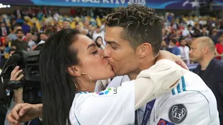 Most Memorable Kisses In Football