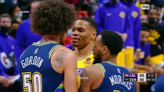 Westbrook tried to fight Aaron Gordon but was stopped by his teammates 🤦‍♂️
