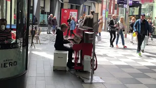 HE’S BACK! - How to attract a crowd playing 80s anthems!