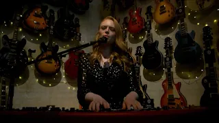 Freya Ridings   'Lost Without You' at Sixty Sixty Sounds, Denmark Street London, 25 August 2018