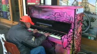 Man Who Lives On Street Plays Piano Beautifully