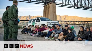 Biden announces executive action to curb migrant crossings | BBC News