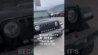 Tacoma and Colorado have NO CHANCE! Jeep Gladiator