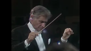 Stravinsky: Symphony of Psalms (Mvmt. I) | Leonard Bernstein / London Symphony Orchestra (1972)