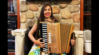 6322 - Desert Sand Titano Tiger Piano Accordion LMQ 36 72 $1499