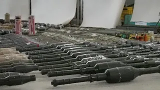 Israel mostra armas do Hamas que diz procederem de Coreia do Norte e Irã | AFP