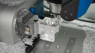 DATRON neo Project: Multi-Side Machining with DATRON neo Rotary Axis