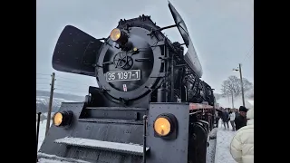 Dampflok-Adventsrundfahrten im Vogtland am 11.12.2022 mit Dampflok 35 1097-1