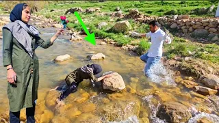 Water Hero: A girl who was saved from death by the courage and efforts of an engineer