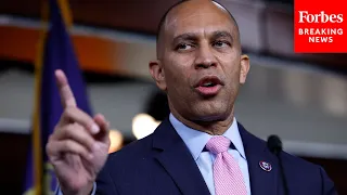 Hakeem Jeffries Blasts MAGA Republicans, Says They're 'Not Concerned With Solving Problems'