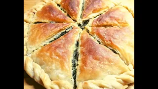 🇬🇷 Спанакотиропита (слоёный пирог со шпинатом и сыром фета) Греческая кухня / Просто и вкусно 😋