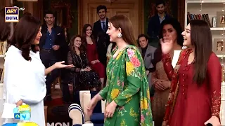 Samjhota Drame ke Set Ka Mahol | Shazeal Shoukat | Momina Iqbal