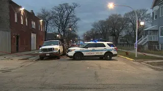 CCL holder shoots at, injures 3 teens during attempted robbery: CPD