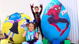 Giant toy eggs with surprise