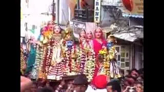 Фестиваль любви «Гангаур» начался в Индии (новости)