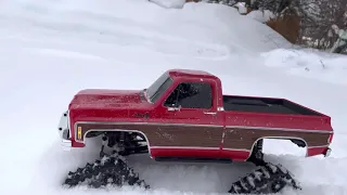 Trx4 high trail making traxx in the deep snow