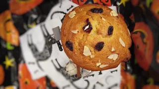 A very Special Muffin: Cranberry Almond Muffin