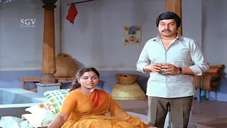 Wife Shocked By Seeing Srinath With Other Women | Eradu Rekhegalu Kannada Movie Scene | Geetha