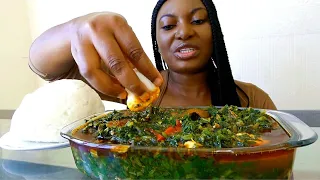 Asmr Nigerian food mukbang spinach soup with fufu.