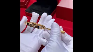 Unboxing Video | Cartier Love Bracelet, 4 Diamonds Yellow Gold