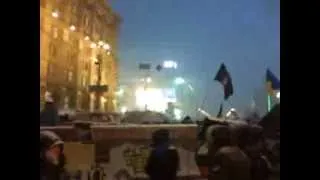 Революція в Києві. Барикади на Майдані Незалежності 09.12.2013