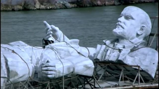 Lenin Statue from Theo Angelopoulos' Ulysses Gaze (1995)