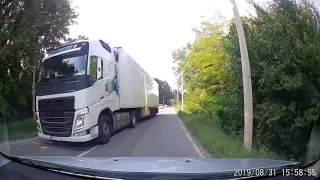 Луди камионџија / Crazy truck driver