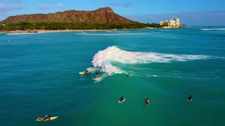 BIG WAVES IN WAIKIKI