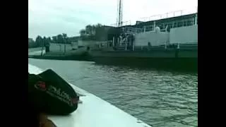Катер на подводных крыльях "Волга" в Омске.
