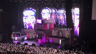 Suicide Doors - Lil Uzi Vert Live @ LA (Pink Tape Tour Intro)