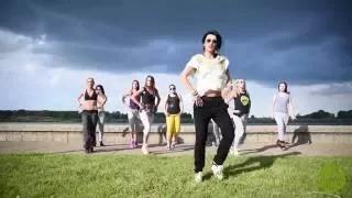 Zumba ® Fitness - Nikaz Chikaz - Major Lazer "Light it up"