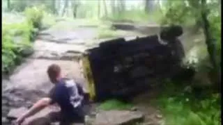 Jeep Cherokee rollover on Trail 5 hill climb